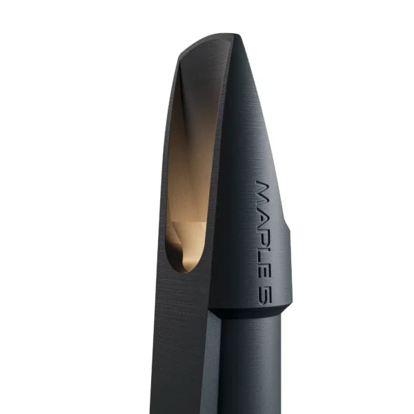Nahaufnahme des Maple-Inlays am Ranger Mundstück für Altsaxophon